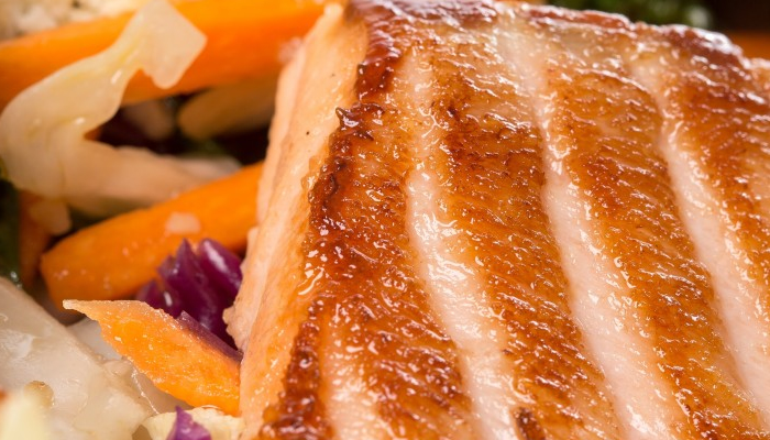 Salmão Grelhado com Ervas